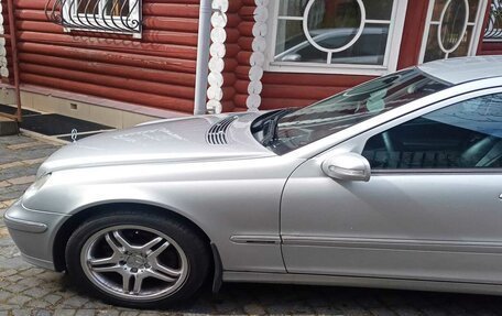 Mercedes-Benz C-Класс, 2004 год, 950 000 рублей, 5 фотография