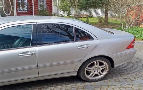 Mercedes-Benz C-Класс, 2004 год, 950 000 рублей, 6 фотография