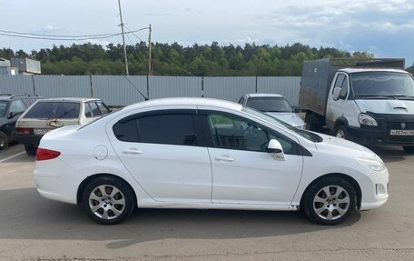 Peugeot 408 I рестайлинг, 2013 год, 550 000 рублей, 4 фотография