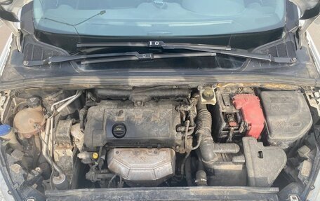 Peugeot 408 I рестайлинг, 2013 год, 550 000 рублей, 14 фотография