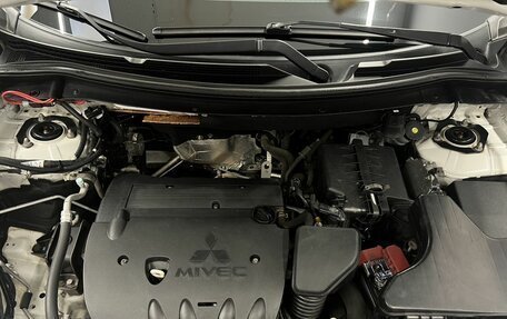 Mitsubishi Outlander III рестайлинг 3, 2015 год, 1 595 000 рублей, 25 фотография