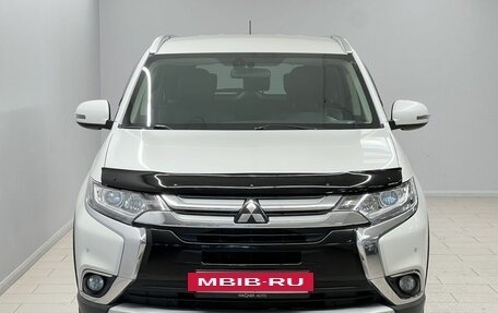 Mitsubishi Outlander III рестайлинг 3, 2015 год, 1 595 000 рублей, 2 фотография