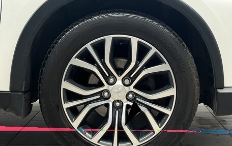 Mitsubishi Outlander III рестайлинг 3, 2015 год, 1 595 000 рублей, 28 фотография