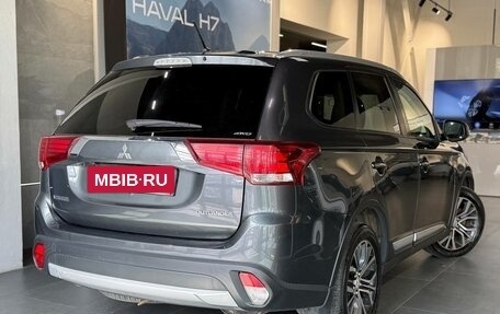 Mitsubishi Outlander III рестайлинг 3, 2015 год, 1 339 000 рублей, 6 фотография