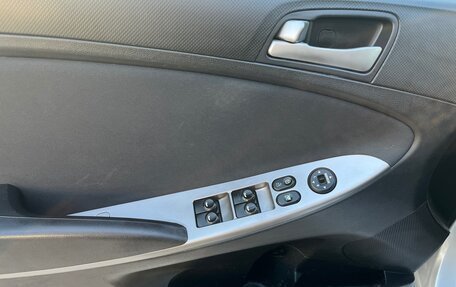 Hyundai Solaris II рестайлинг, 2016 год, 850 000 рублей, 17 фотография