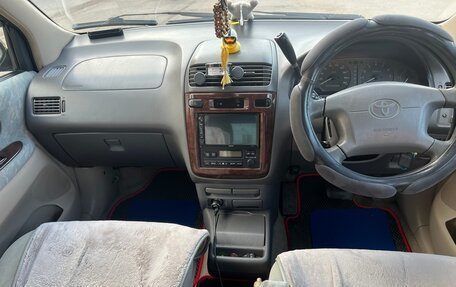 Toyota Gaia, 1999 год, 930 000 рублей, 16 фотография