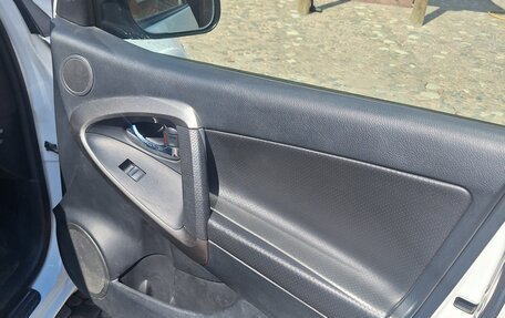 Toyota RAV4, 2010 год, 1 390 000 рублей, 12 фотография