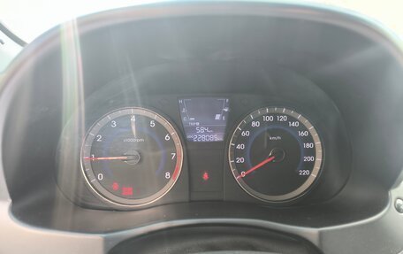 Hyundai Solaris II рестайлинг, 2011 год, 750 000 рублей, 8 фотография