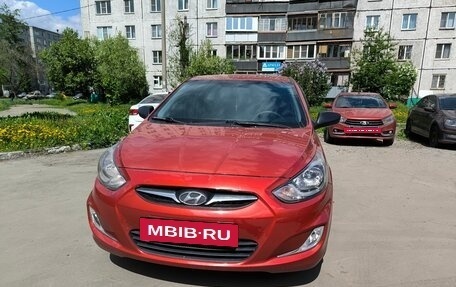 Hyundai Solaris II рестайлинг, 2011 год, 750 000 рублей, 7 фотография