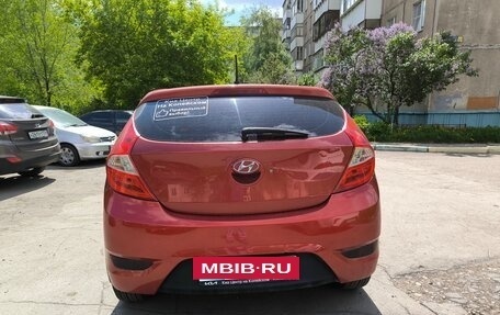Hyundai Solaris II рестайлинг, 2011 год, 750 000 рублей, 4 фотография