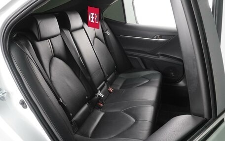 Toyota Camry, 2021 год, 3 570 000 рублей, 7 фотография