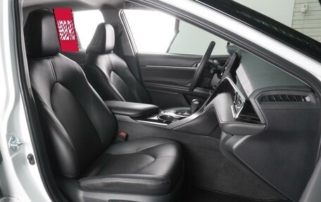 Toyota Camry, 2021 год, 3 570 000 рублей, 8 фотография