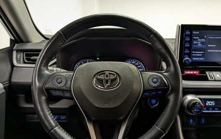 Toyota RAV4, 2021 год, 3 250 000 рублей, 22 фотография