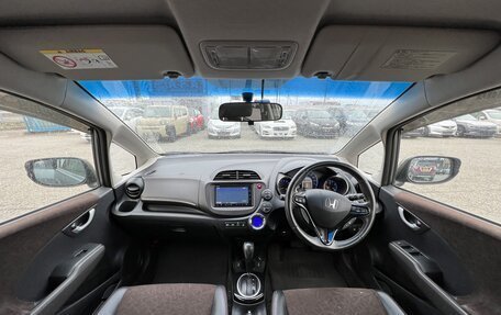 Honda Fit Shuttle I рестайлинг, 2013 год, 890 000 рублей, 13 фотография