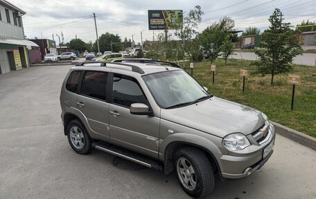 Chevrolet Niva I рестайлинг, 2012 год, 719 000 рублей, 7 фотография