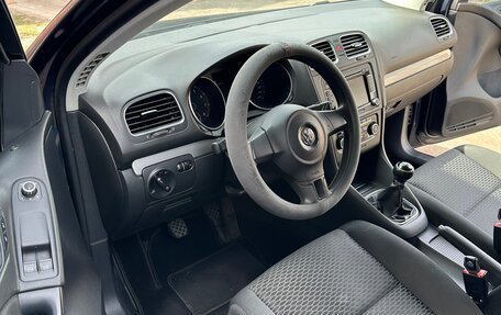 Volkswagen Golf VI, 2011 год, 900 000 рублей, 9 фотография