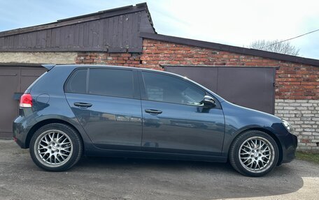 Volkswagen Golf VI, 2011 год, 900 000 рублей, 11 фотография