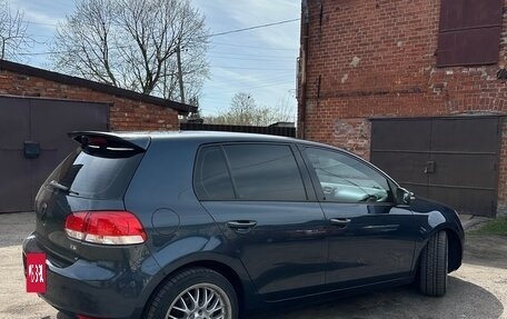 Volkswagen Golf VI, 2011 год, 900 000 рублей, 3 фотография