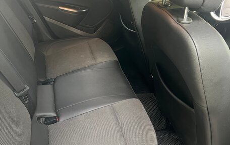 Opel Astra J, 2011 год, 700 000 рублей, 7 фотография