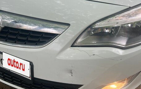 Opel Astra J, 2011 год, 700 000 рублей, 9 фотография