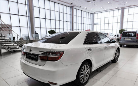 Toyota Camry, 2016 год, 1 899 000 рублей, 5 фотография