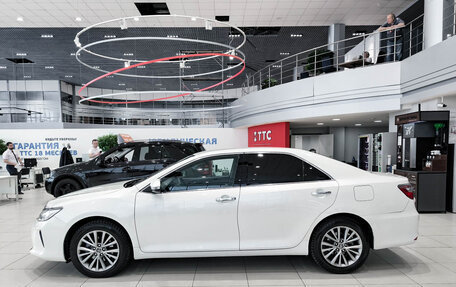 Toyota Camry, 2016 год, 1 899 000 рублей, 8 фотография