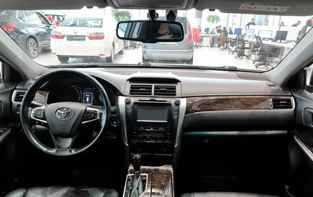 Toyota Camry, 2016 год, 1 899 000 рублей, 14 фотография
