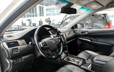 Toyota Camry, 2016 год, 1 899 000 рублей, 16 фотография