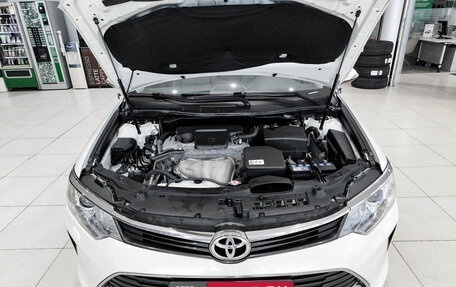 Toyota Camry, 2016 год, 1 899 000 рублей, 9 фотография