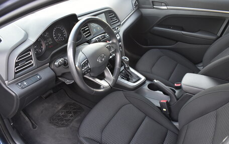 Hyundai Elantra VI рестайлинг, 2019 год, 1 900 000 рублей, 7 фотография