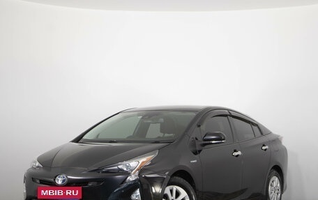 Toyota Prius IV XW50, 2018 год, 1 749 000 рублей, 4 фотография