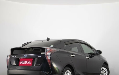 Toyota Prius IV XW50, 2018 год, 1 749 000 рублей, 7 фотография