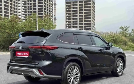 Toyota Highlander, 2022 год, 3 820 013 рублей, 10 фотография