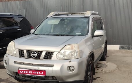 Nissan X-Trail, 2010 год, 1 100 000 рублей, 2 фотография