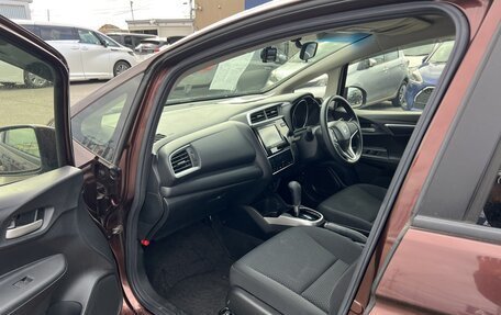 Honda Fit III, 2018 год, 1 095 000 рублей, 8 фотография