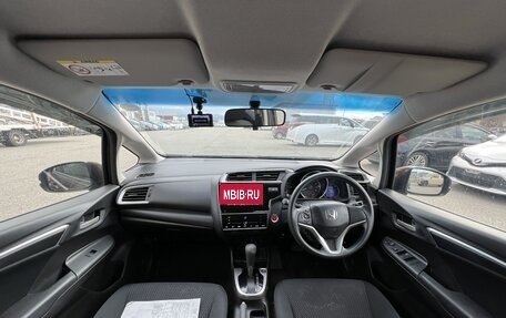 Honda Fit III, 2018 год, 1 095 000 рублей, 12 фотография
