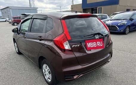 Honda Fit III, 2018 год, 1 095 000 рублей, 16 фотография