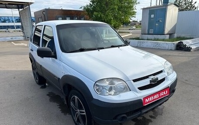 Chevrolet Niva I рестайлинг, 2018 год, 870 000 рублей, 1 фотография