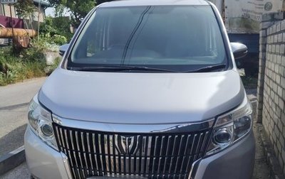Toyota Esquire I, 2015 год, 2 400 000 рублей, 1 фотография
