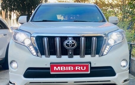 Toyota Land Cruiser Prado 150 рестайлинг 2, 2010 год, 2 700 000 рублей, 1 фотография