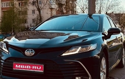 Toyota Camry, 2021 год, 3 100 000 рублей, 1 фотография