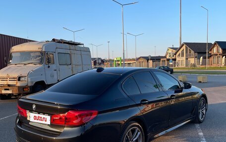 BMW 5 серия, 2018 год, 3 050 000 рублей, 3 фотография