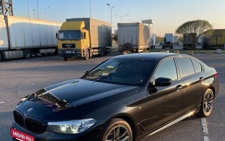 BMW 5 серия, 2018 год, 3 050 000 рублей, 2 фотография