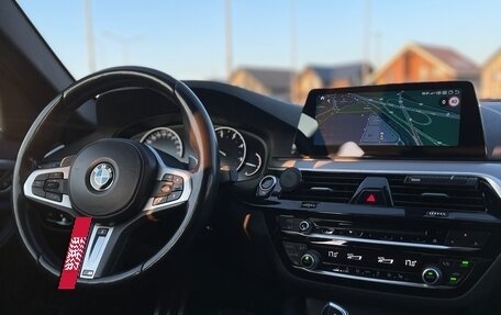 BMW 5 серия, 2018 год, 3 050 000 рублей, 9 фотография
