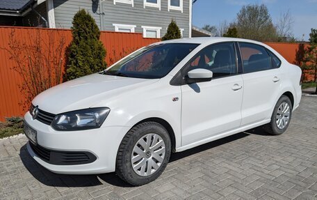 Volkswagen Polo VI (EU Market), 2015 год, 1 100 000 рублей, 2 фотография