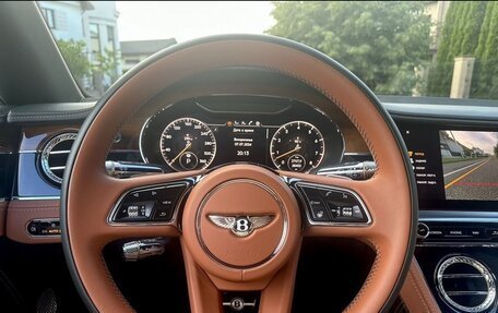Bentley Continental GT III, 2021 год, 21 800 000 рублей, 16 фотография