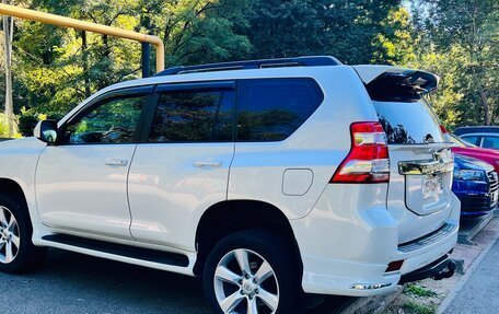 Toyota Land Cruiser Prado 150 рестайлинг 2, 2010 год, 2 700 000 рублей, 3 фотография