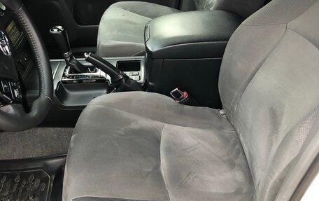 Toyota Land Cruiser Prado 150 рестайлинг 2, 2010 год, 2 700 000 рублей, 22 фотография