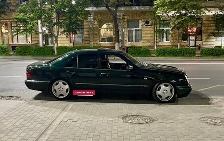 Mercedes-Benz E-Класс, 1998 год, 800 000 рублей, 6 фотография