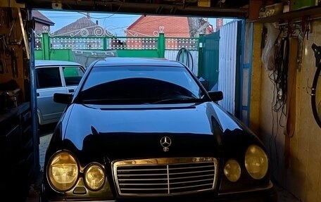 Mercedes-Benz E-Класс, 1998 год, 800 000 рублей, 7 фотография